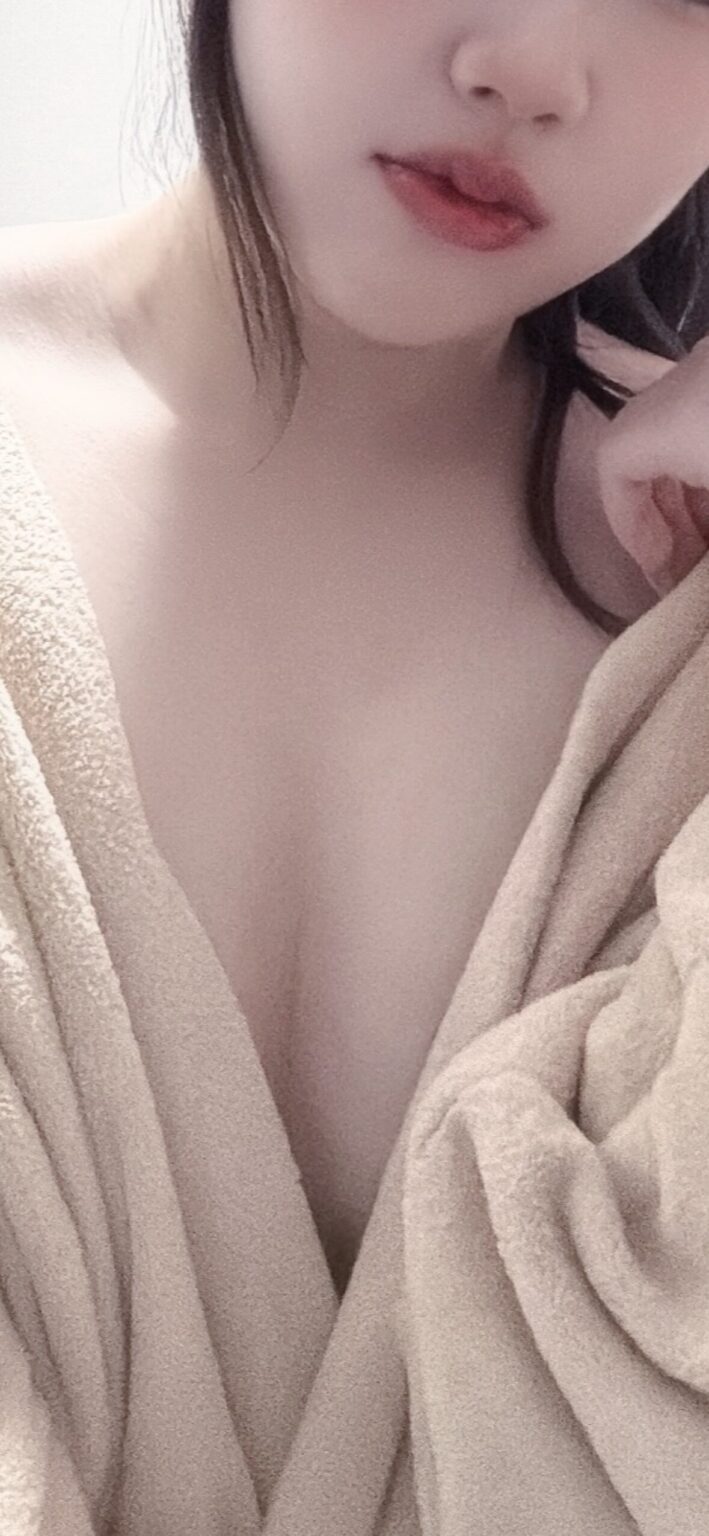 ゆりブログ こんばんはー！💕 - 川崎のセクキャバTHIRD 公式 ｜厳選美女と贅沢な時間を