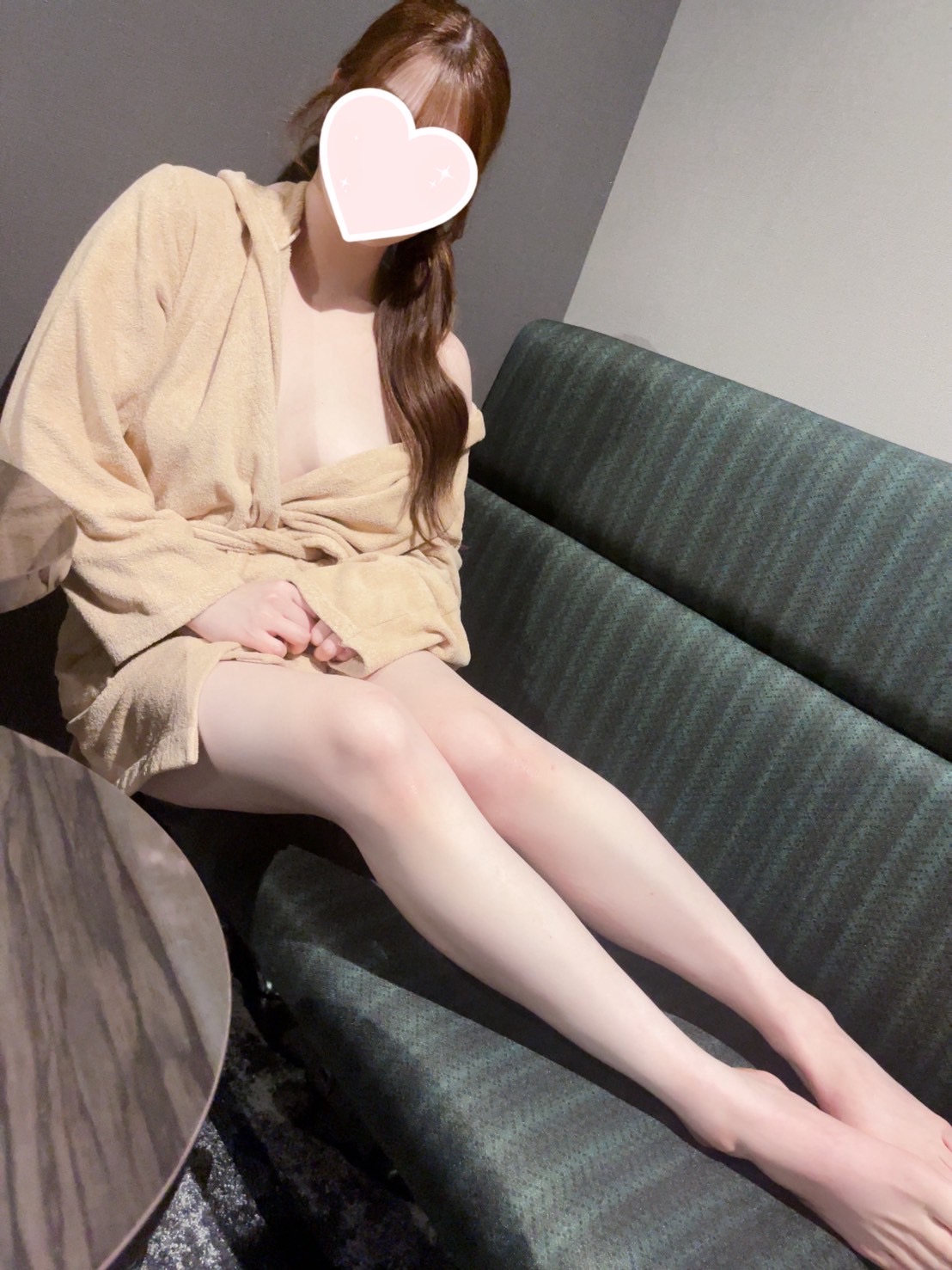 まこブログ 出勤してます🤍 - 川崎のセクキャバTHIRD 公式 ｜厳選美女と贅沢な時間を