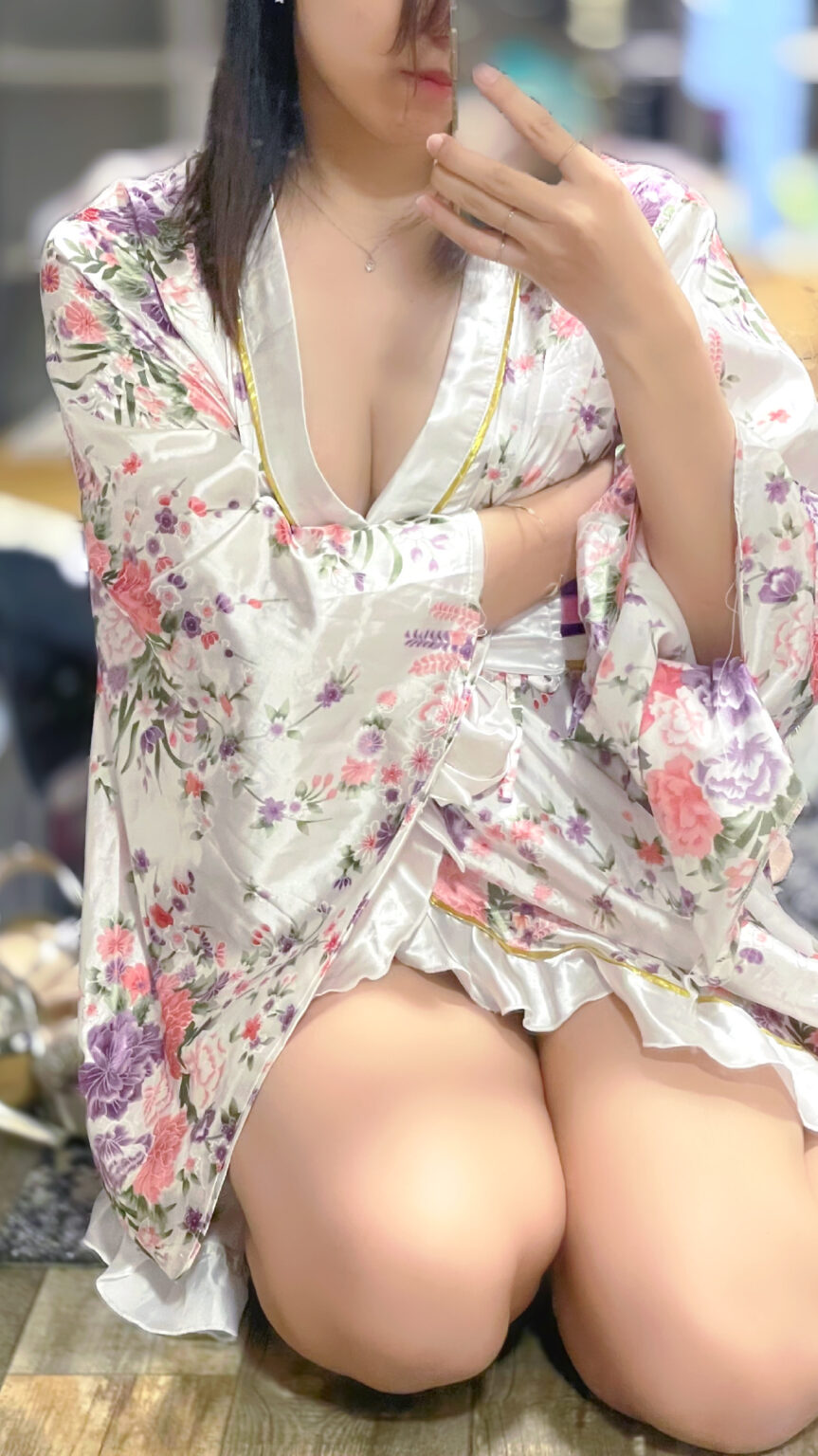 あずさブログ ☔️🐌 - 川崎のセクキャバTHIRD 公式 ｜厳選美女と贅沢な時間を
