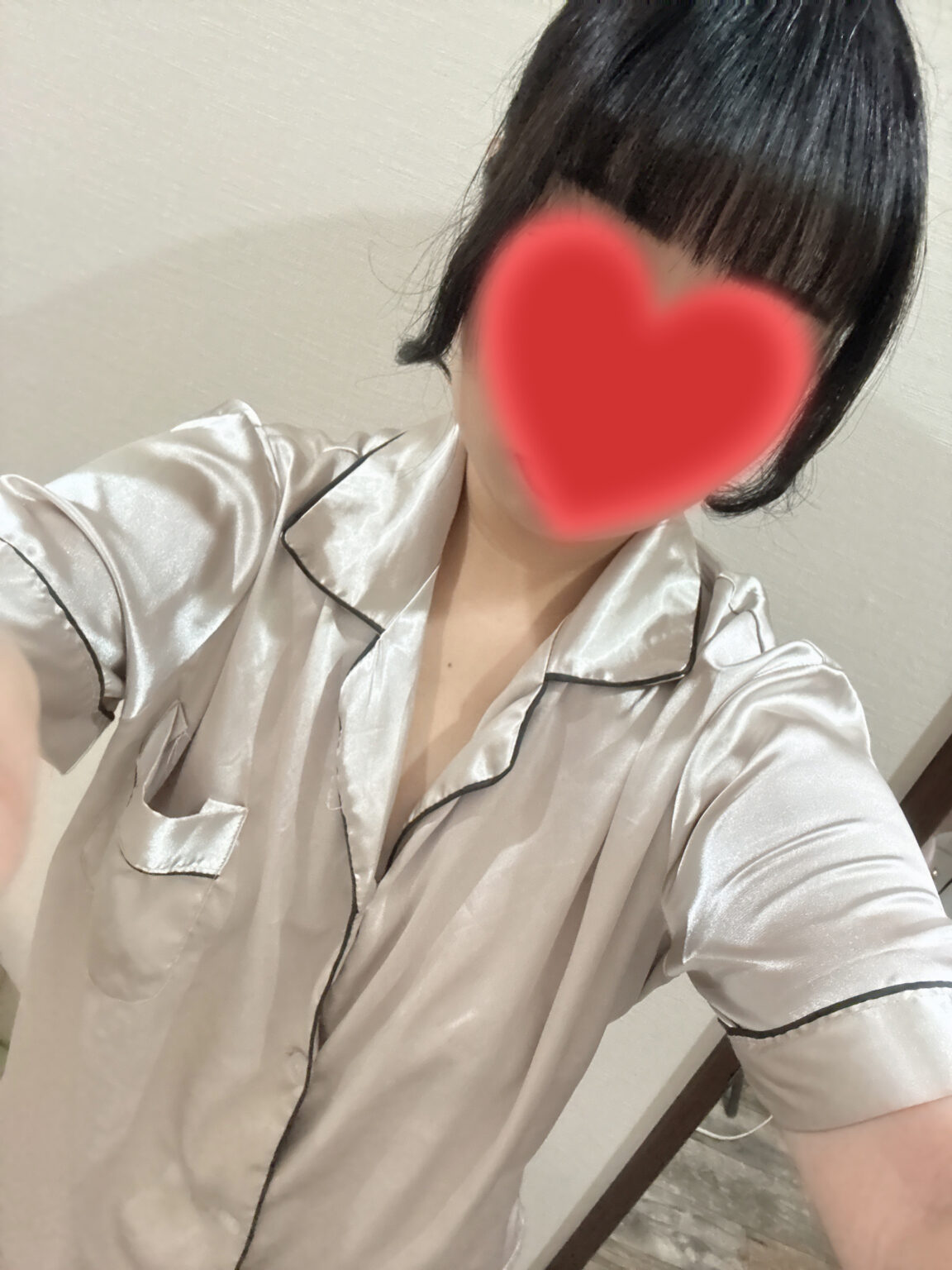 のぞみブログ こんばんは - 川崎のセクキャバTHIRD 公式 ｜厳選美女と贅沢な時間を