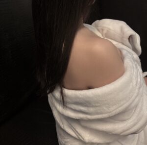 まおブログ 本日20時から出勤☺︎