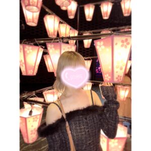 まなつブログ こんばんは