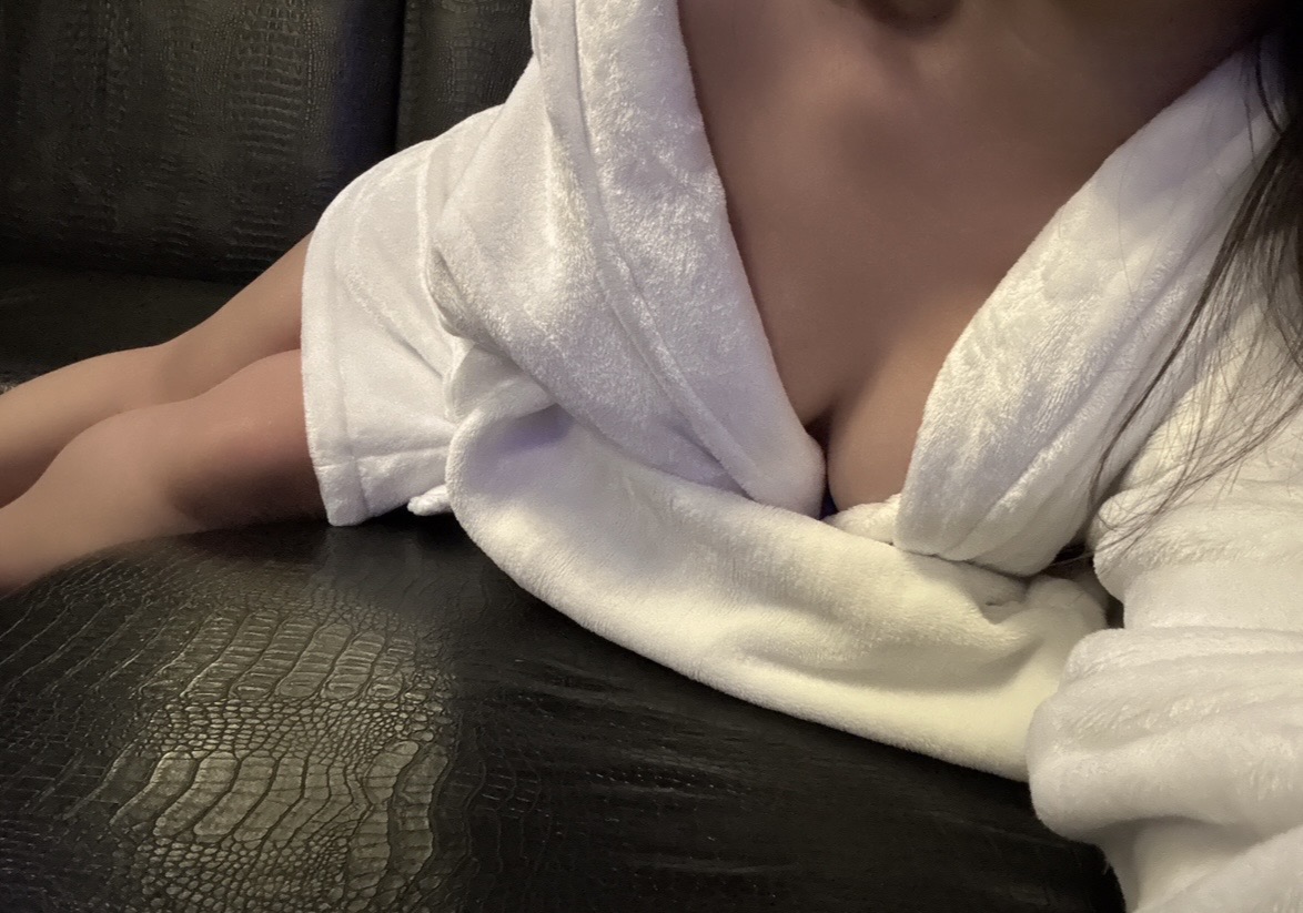 まおブログ 💭🎶 - 川崎のセクキャバTHIRD 公式 ｜厳選美女と贅沢な時間を