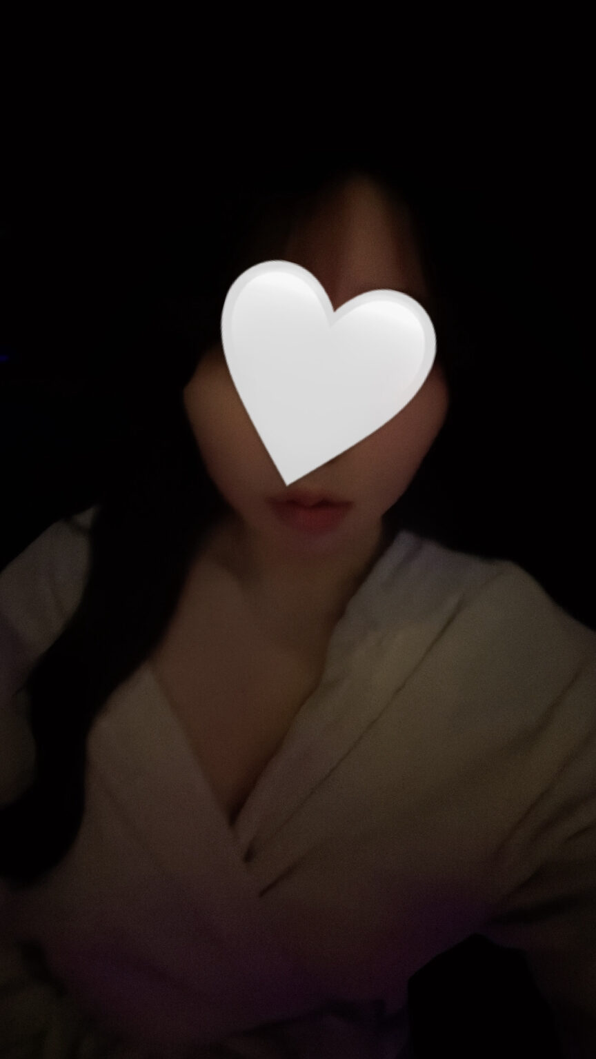 出勤してます！ - 川崎のセクキャバTHIRD 公式 ｜厳選美女と贅沢な時間を
