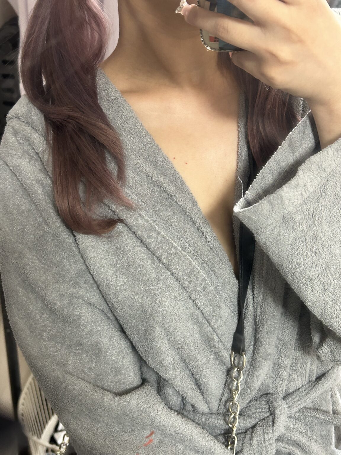 華金 - 川崎のセクキャバTHIRD 公式 ｜厳選美女と贅沢な時間を