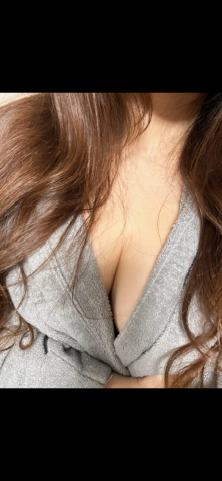 出勤(´˘`＊) - 川崎のセクキャバTHIRD 公式 ｜厳選美女と贅沢な時間を