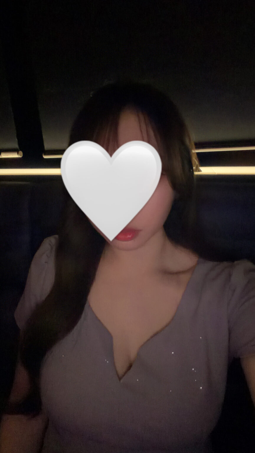 出勤してます！ - 川崎のセクキャバTHIRD 公式 ｜厳選美女と贅沢な時間を